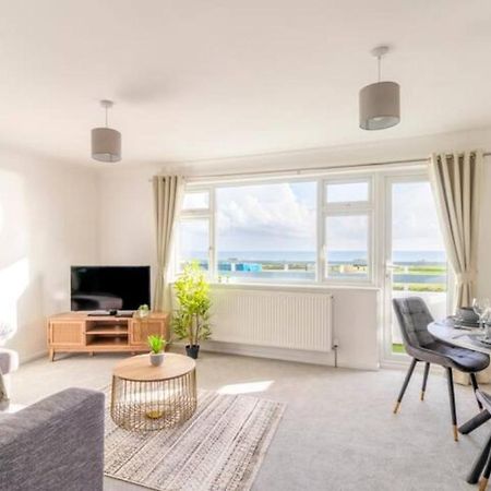 Large Sea View 2 Bedroom Sleeps 6 - Free Parking بورنماوث المظهر الخارجي الصورة