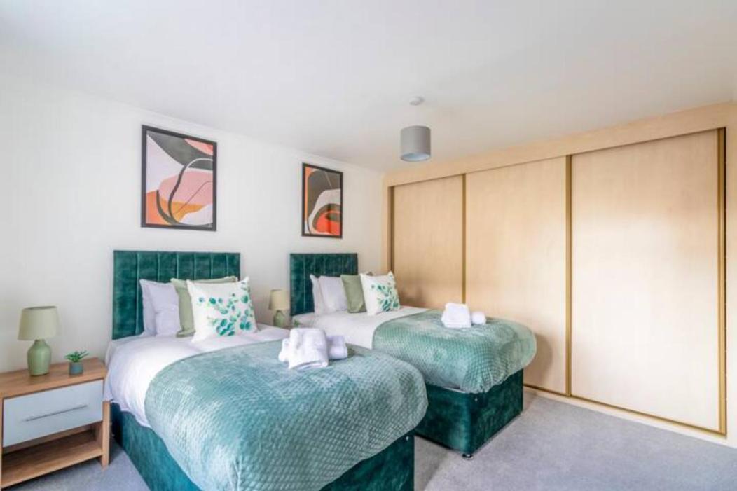 Large Sea View 2 Bedroom Sleeps 6 - Free Parking بورنماوث المظهر الخارجي الصورة
